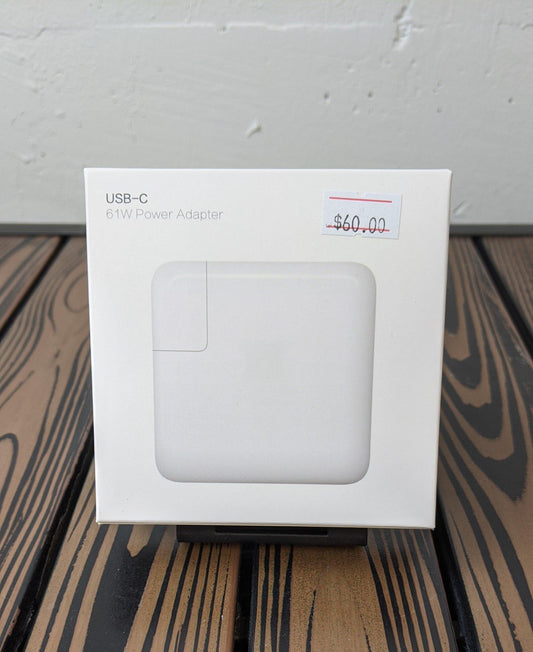 USB-C 61W Power Adapter - PCMaster Pro 